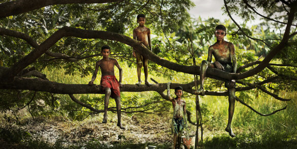 Çamurlu Çocuklar Mud Boys, Hindistan India, 2011