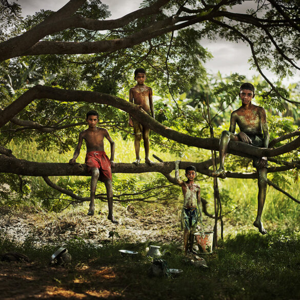 Çamurlu Çocuklar Mud Boys, Hindistan India, 2011