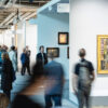 Messe Basel'de düzenlenen Art Basel 2024 ziyaretçi etkileşimleri. Görsel: Art Basel
